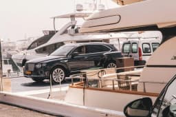 PorterYachts Concierge: From Flights to Villas to VIP Tables – We Handle It All